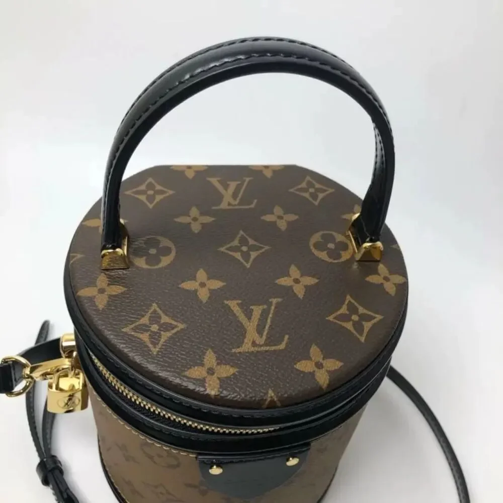 Louis Vuitton Women Pre-Loved Bag Very Good Condition